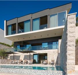 Luxury 5-Bedroom Sea-View Villa with Heated Infinity Pool in Orasac near Dubrovnik – Sleeps 10